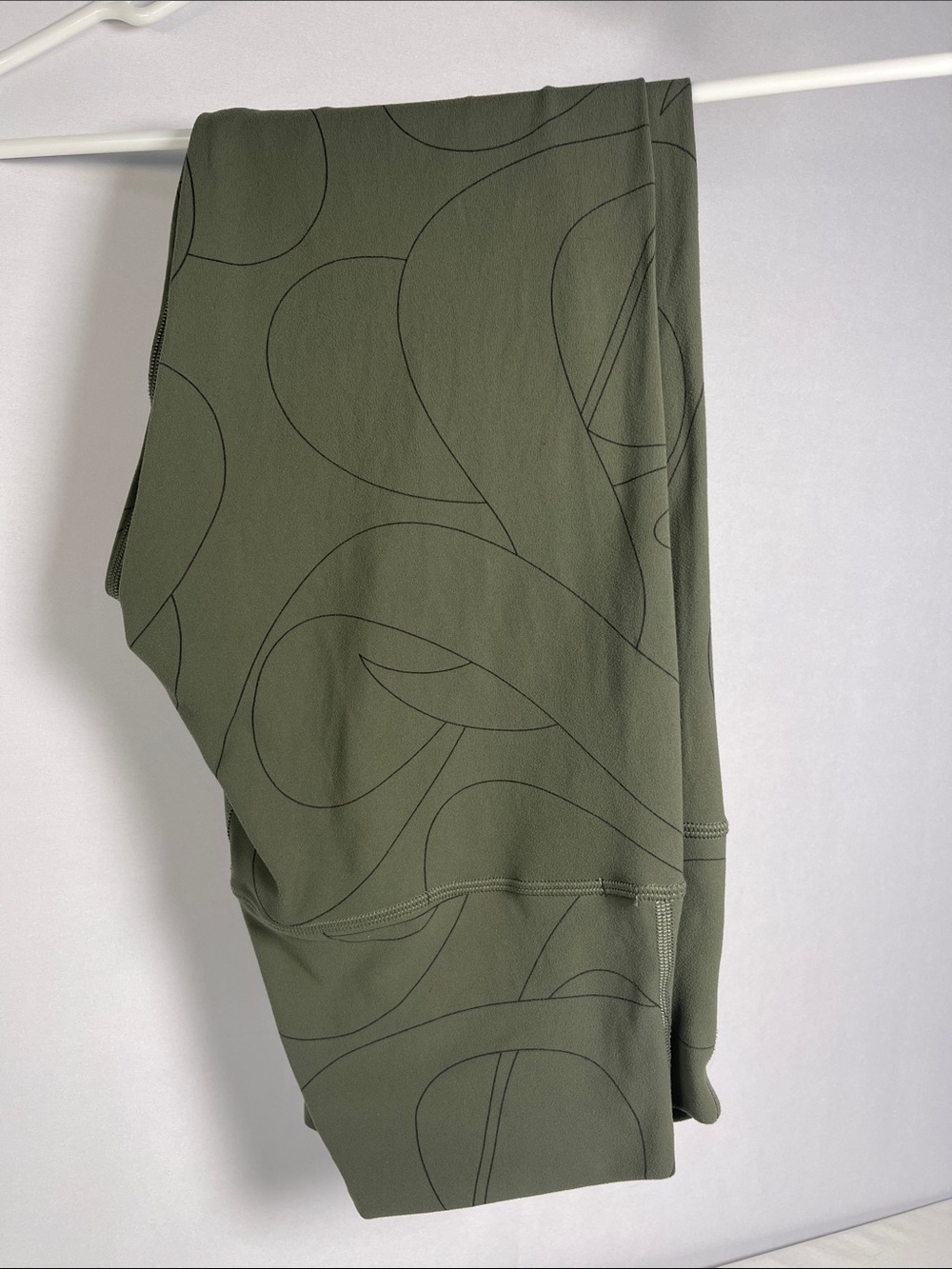 Lululemon Athletica Olive Green Patterned Leggings